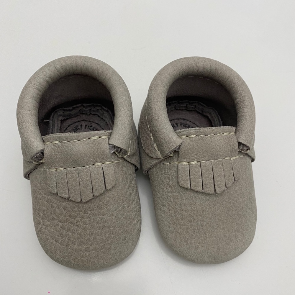 Freshly Picked City Mocc Gray Soft Leather Size 0